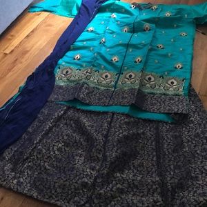 Desi Outfit/ laangar